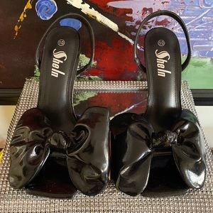 Brand New Black Bow Patent Leather Sandal Size 10 5 inch  heels Don’t have box
